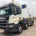 2018 (18) Scania P410 hookloader