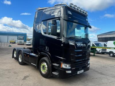 2018 (18) Scania R580 6x2 T/Unit