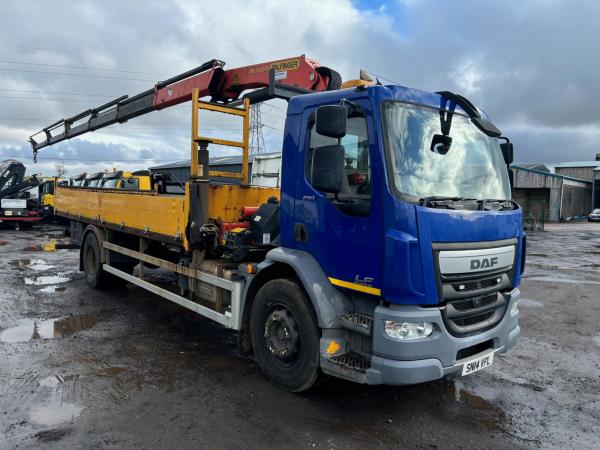 2014 (14) DAF LF250 crane lorry